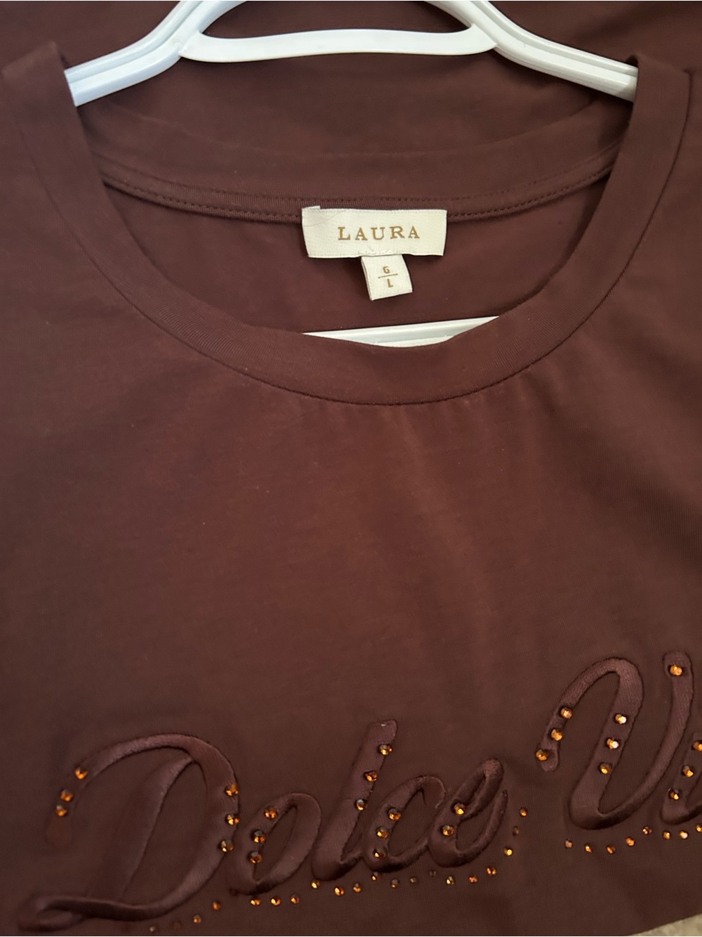 Casual Chocolate Brown Short-Sleeve Tee with Embellished Script - Picture 5 of 7